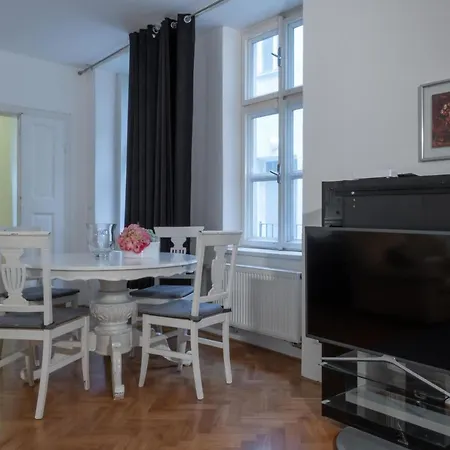 Carolinum Praha
