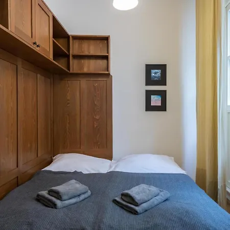 Apartmán Carolinum