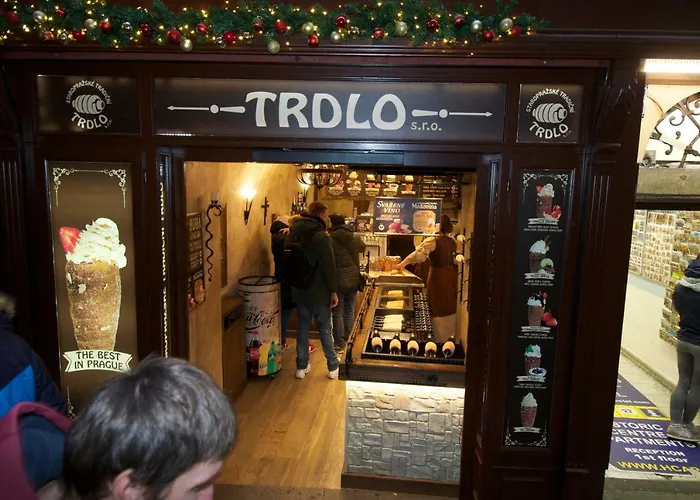 Carolinum * Prag